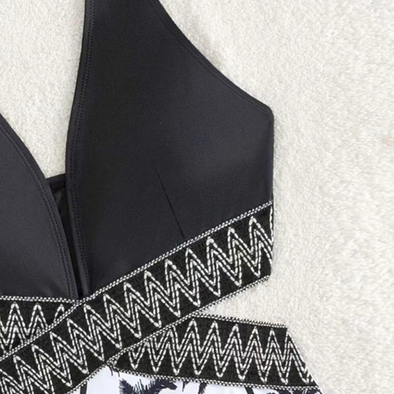 Summer Bikini Mother Daughter  - Plant Parent Costume recension och pris